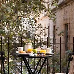 Epoch House & The Orange Shop - Adults Only Hotel 4*