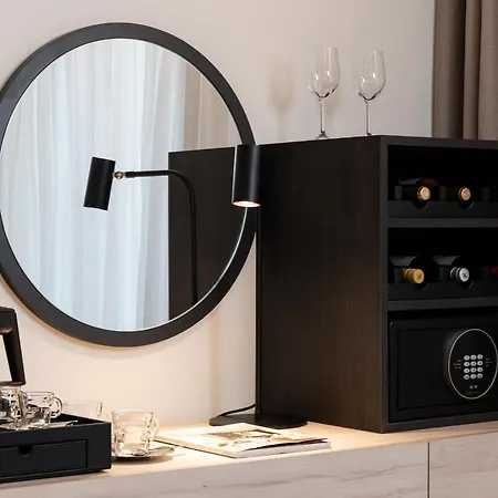 Отель Epoch House & The Orange Shop - Adults Only *