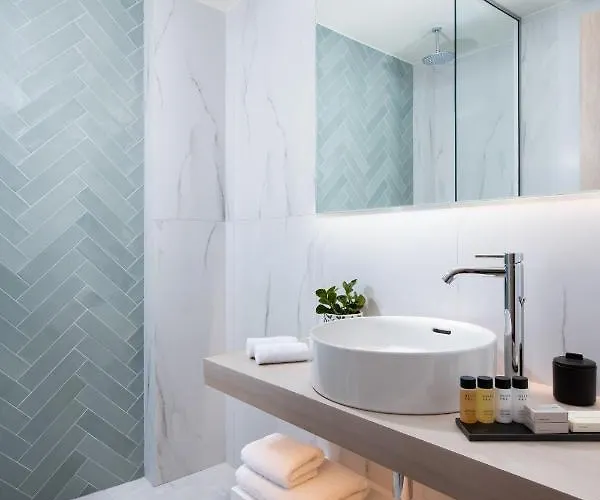 Epoch House & The Orange Shop - Adults Only 4*