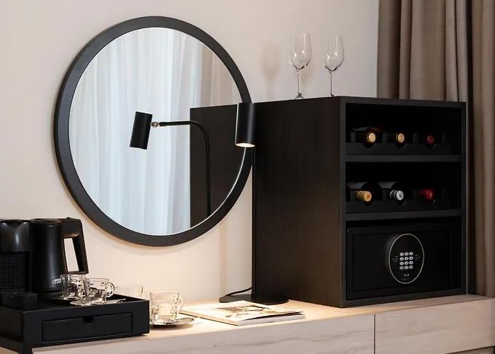 Szálloda Epoch House & The Orange Shop - Adults Only 4*